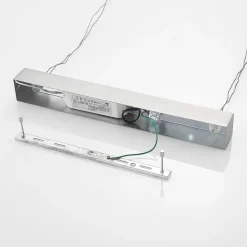 Lindby Alimara LED-hængelampe i træ, træ, længde 138 cm