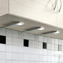 Lindby Amaryll LED-underskabsbelysning, 3 stk sølv