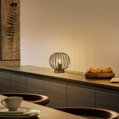 Lindby bordlampe Maivi, sort, 25 cm, jern, bur