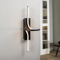 Lindby Divola LED-væglampe, stepdim, sort