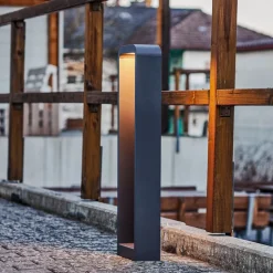 Lindby Emima LED-gadelampe, 80 cm, antracit, aluminium