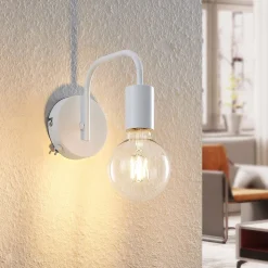 Lindby Erivana væglampe med afbryder, hvid