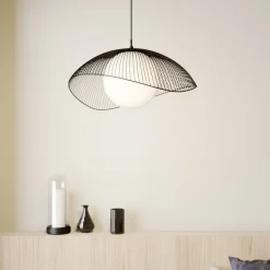 Lindby Fabronia hængelampe, gitter, glaskugle