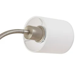 Lindby Gulvlampe Aovan, nikkelfarvet, hylde, USB-port