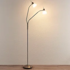 Lindby gulvlampe Gwendolin, 160 cm, nikkelfarvet, 2 lyskilder.