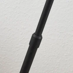 Lindby gulvlampe Muriel, 1 lyskilde, sort/guld, metal