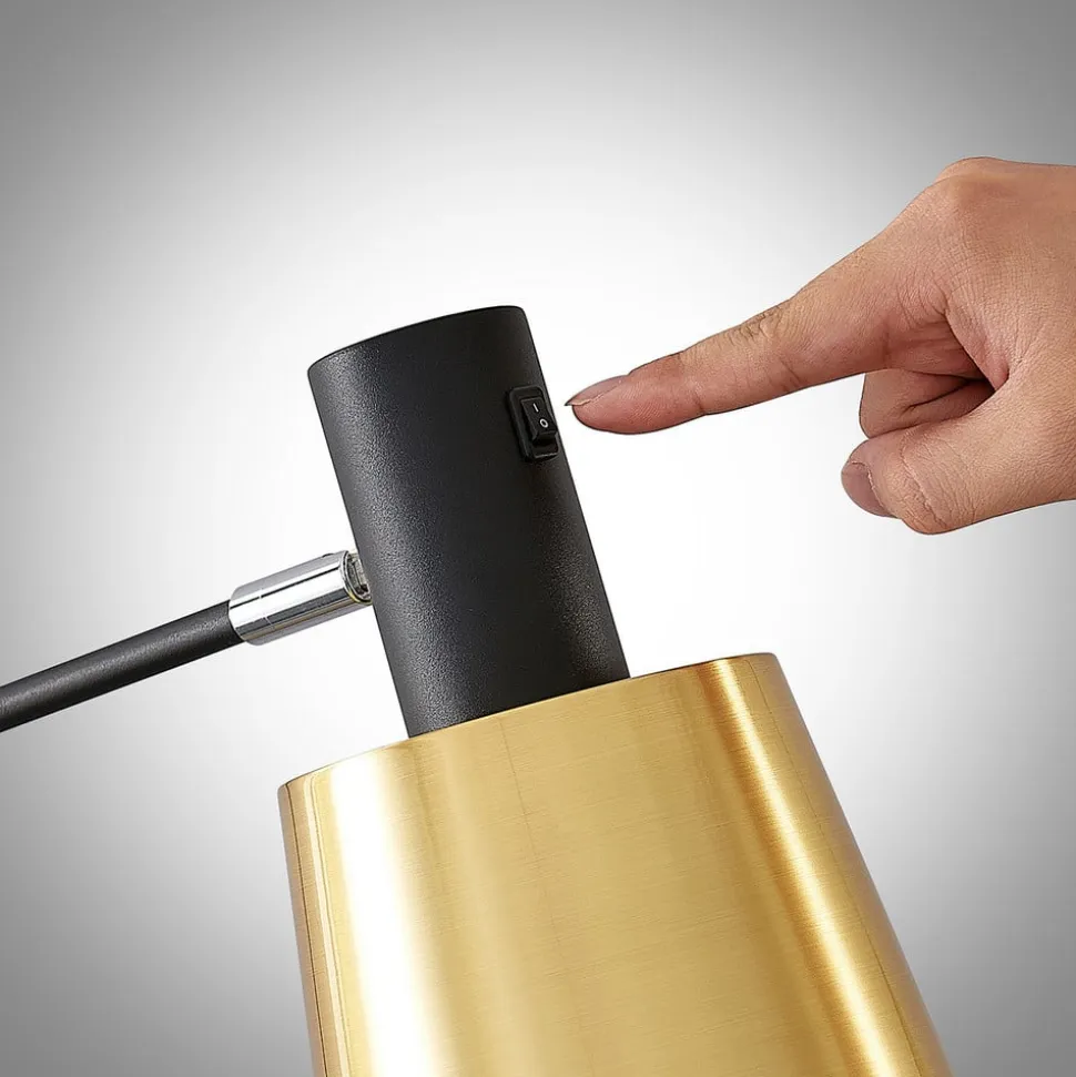 Lindby gulvlampe Vlada, 144 cm, messing, sort, metal