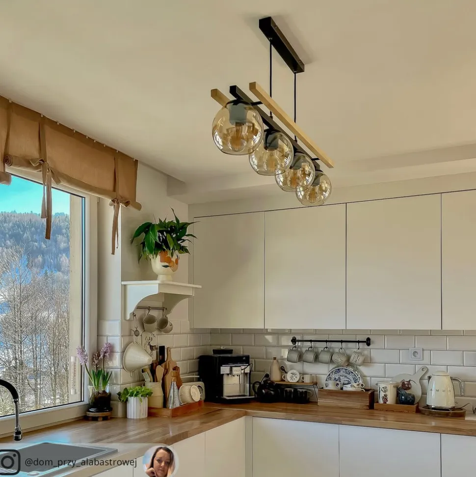 Lindby hængelampe Enrique, amber, 4 lyskilder, glas, træ, E27