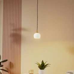 Lindby hængelampe Nolane, Ø 11 cm, keramik, hvid/messing