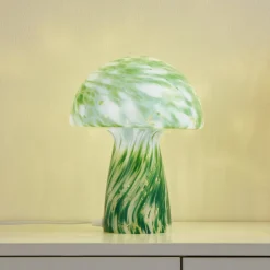 Lindby Hubi bordlampe, grøn, glas, Ø 22 cm, svampeform