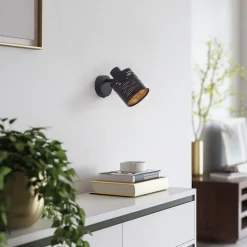 Lindby Iolyn væglampe med kontakt