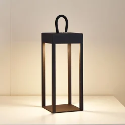 Lindby LED genopladelig bordlampe Iruna, sort, metal, 27 cm, dæmpbar.