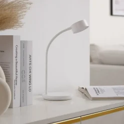 Lindby LED-bordlampe Maori, hvid, metal, CCT, dæmpbar