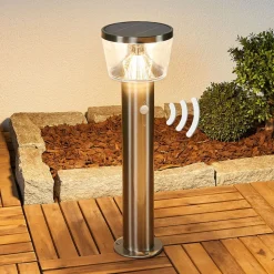 Lindby LED-sokkellampe Antje, bevægelsessensor, IP44