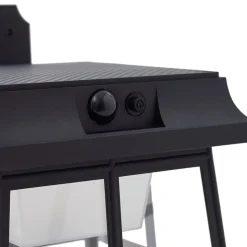 Lindby LED-væglampe Latarka, højde 24 cm, sensor