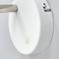 Lindby LED-væglampe Milow, hvid, 9,6 cm høj, afbryder