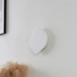 Lindby LED-væglampe Nielson, hvid, gips, 30 x 30 cm