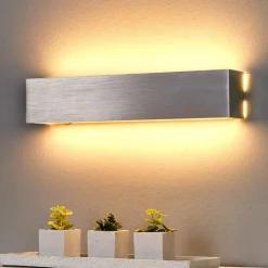 Lindby LED-væglampe Ranik, 40 cm, aluminiumsfarvet, metal