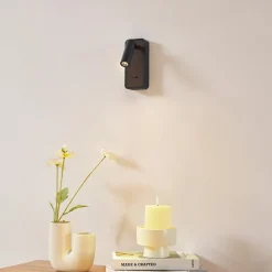 Lindby LED-væglampe Tallis, sort, USB-C, bevægelig