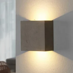 Lindby LED-væglampe Yva, grå, beton, 13 x 13 cm, op/ned