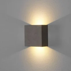 Lindby LED-væglampe Yva, grå, beton, 13 x 13 cm, op/ned