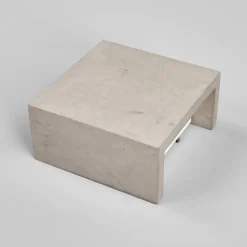 Lindby LED-væglampe Yva, grå, beton, 13 x 13 cm, op/ned