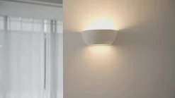 Lindby uplight væglampe Jimmy, hvid, gips, halvcirkelformet, 24 cm, E14