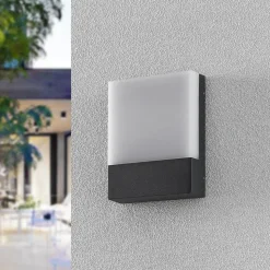 Lindby Vanira LED-væglampe til udendørs brug