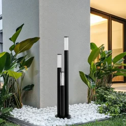 Lindby vejlampe Gavros, trykstøbt aluminium, 3 lyskilder