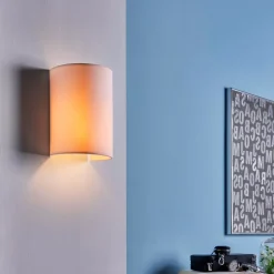 Lindby væglampe Annalisa, højde 20 cm, hvid, tekstil