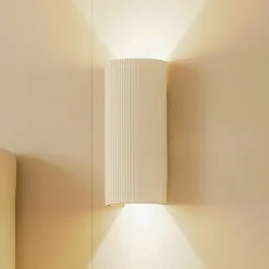 Lindby væglampe Colja, rund, højde 30,5 cm, gips, beige