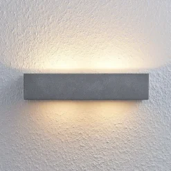 Lindby væglampe Nellie, grå, beton, 35,3 cm bred