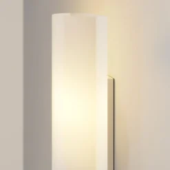 Lindby væglampe Ophelia, højde 39 cm, hvid, glas