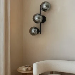 Lindby væglampe Orbelia, sort, 3 lyskilder, glas, G9