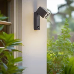 Lindby væglampe Othil, sensor, antracit, metal, IP44