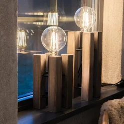 Lodge bordlampe, højde 28 cm, brun, træ