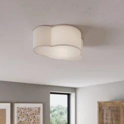 Loftlampe Cloud i tekstil, længde 41 cm, grå