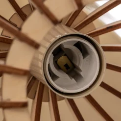 Loftlampe Paz hvid med trælameller-kugler 3 lyskilder.