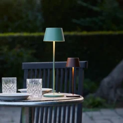 LOOM DESIGN LED genopladelig bordlampe Modi Micro, IP65, corten