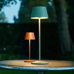 LOOM DESIGN LED genopladelig bordlampe Modi Micro, IP65, corten