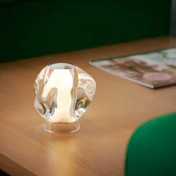 LOOM DESIGN LED-bordlampe Ice Ball, krom, Ø 10,5 cm