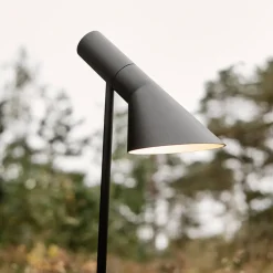 Louis Poulsen AJ Garden højde 95 cm jordstykke 830