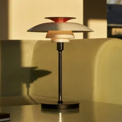 Louis Poulsen LED-bordlampe PH 80, hvid/rød/krom IP44