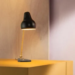 Louis Poulsen VL38 - LED-bordlampe, sort