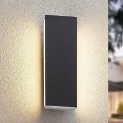 Lucande Aegisa udendørs LED-væglampe, kantet
