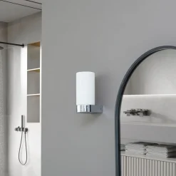 Lucande Basolo væglampe til badeværelset, krom, højde 17,2 cm, glas