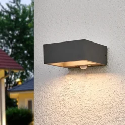 Lucande LED solcelle-væglampe Mahra, antracit, metal, sensor