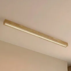 Lucande LED-loftlampe Emara, lys træ, eg, dæmpbar