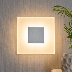 Lucande LED-væglampe Berlind, 26 cm, hvid, glas, metal