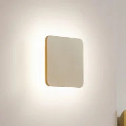 Lucande LED-væglampe Elrik, guldfarvet, 22 cm, metal